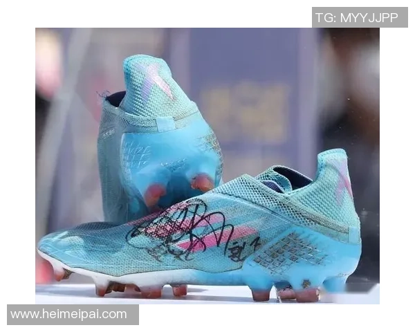 足球明星周边商品购买指南如何选择与获取心仪的收藏品