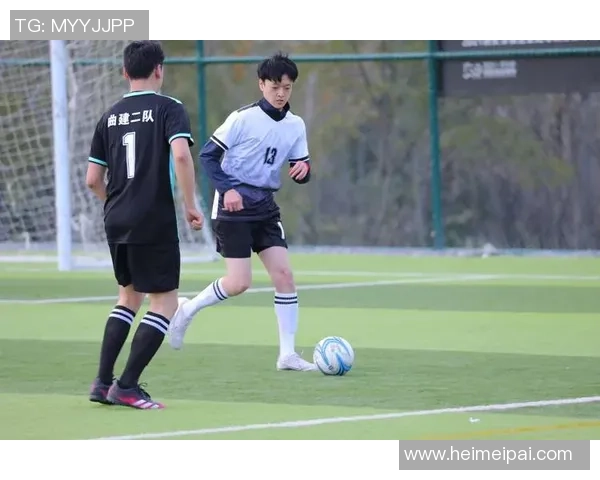 杨明足球明星的真实身份揭秘以及他在足球界的成就与影响